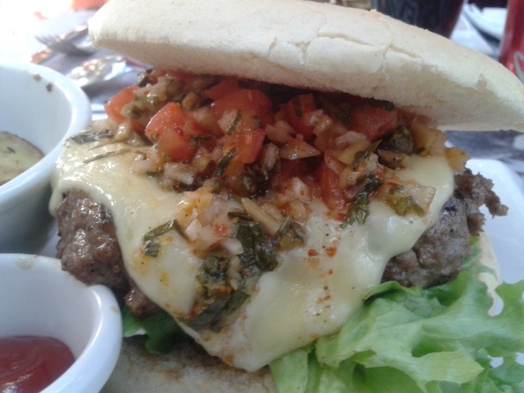 Hamburguesa Criolla